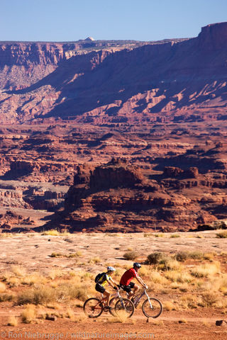 Mountain biking on the White Rim Trail