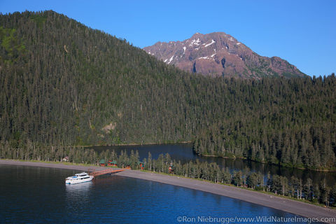 Kenai Fjords Tour Boat