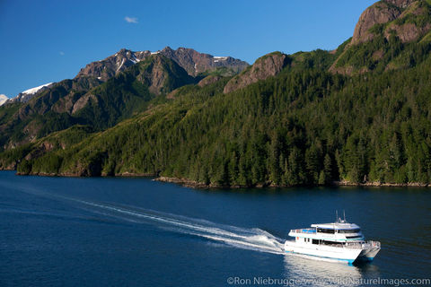 Kenai Fjords Tour Boat