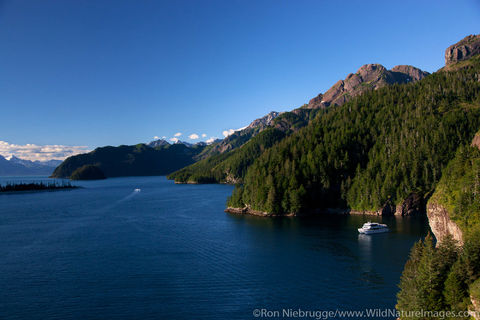 Kenai Fjords Tour Boat