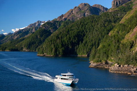 Kenai Fjords Tour Boat