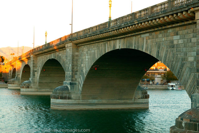 London Bridge, Lake Havasu
