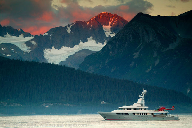 yacht Triton