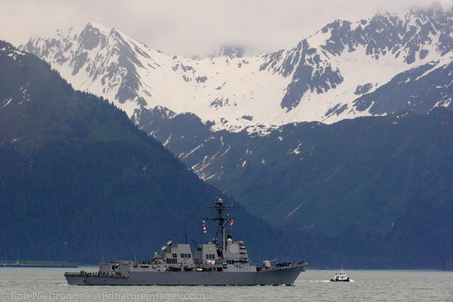 destroyer USS CHAFEE 