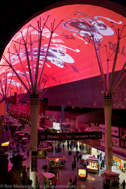 Laser light show, Downtown 