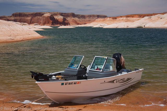 Boating on Lake Powell