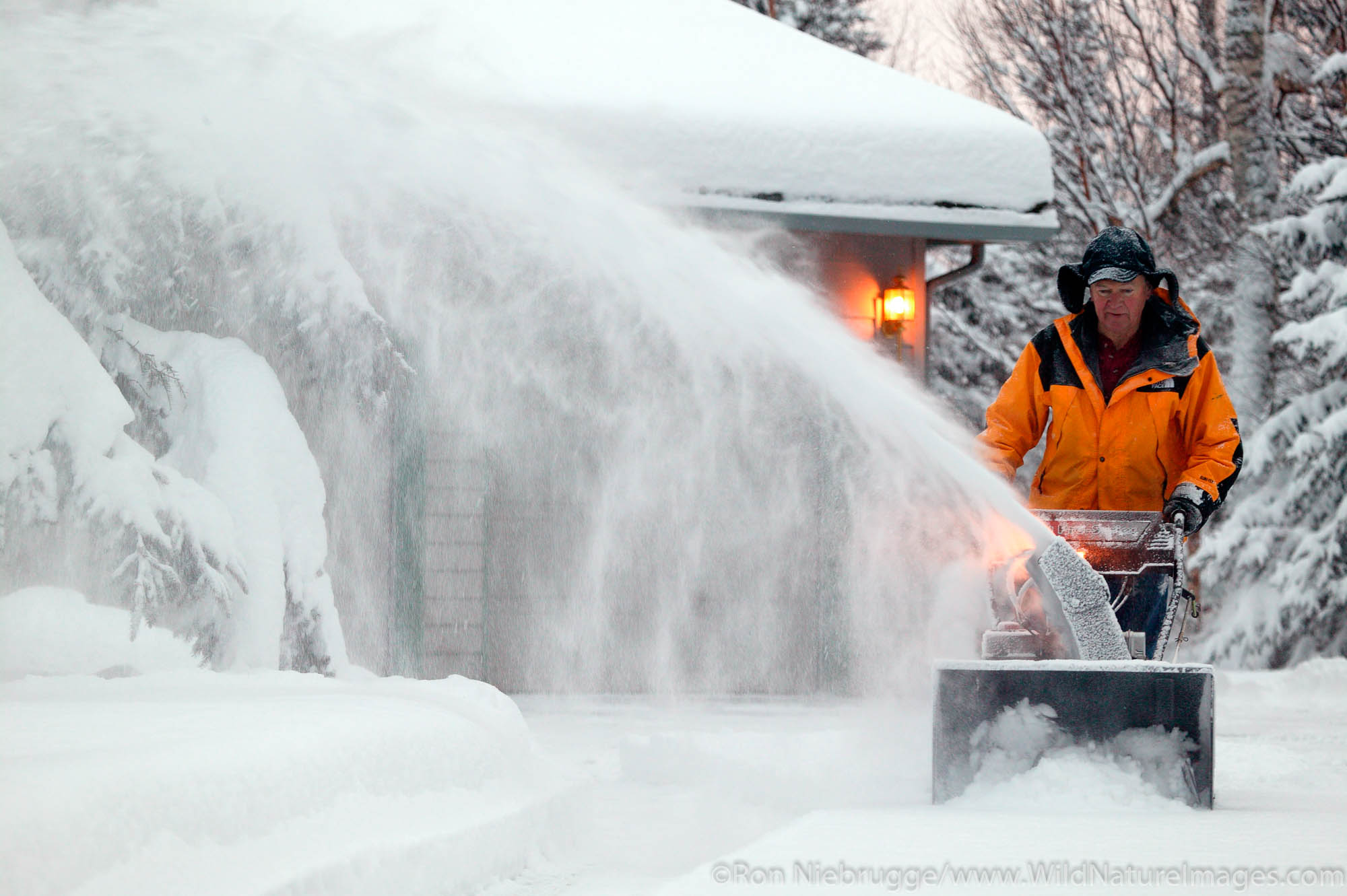 Snowblowing Photos by Ron Niebrugge