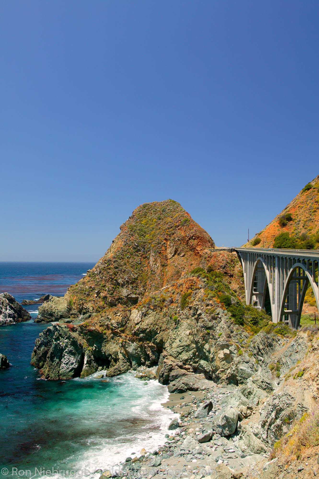 Highway One and the Big Creek Bridge along the Central Coast, Big Sur, California.