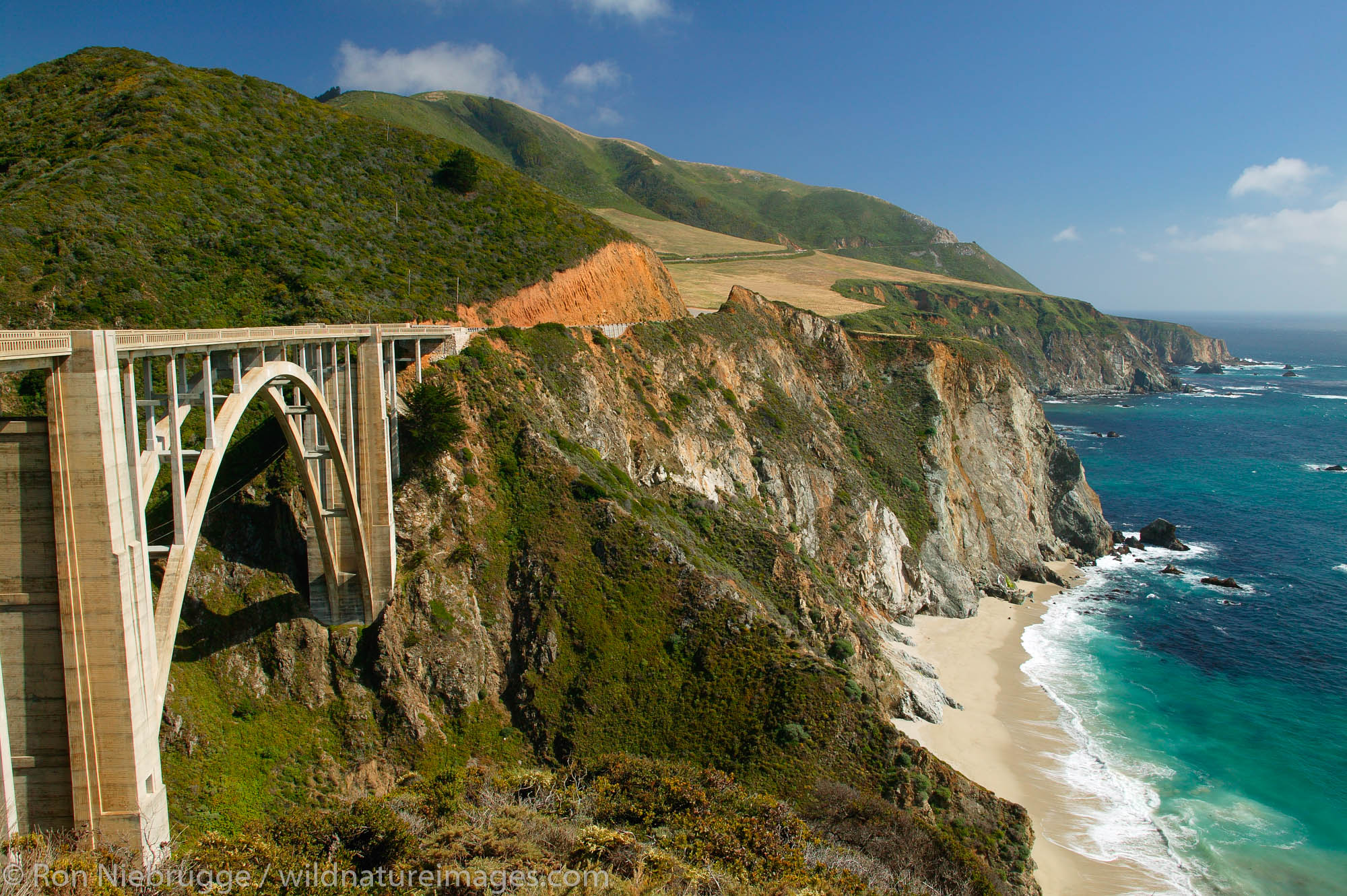 Highway One and the Bixby Bridge along Central Coast, Big Sur, California.