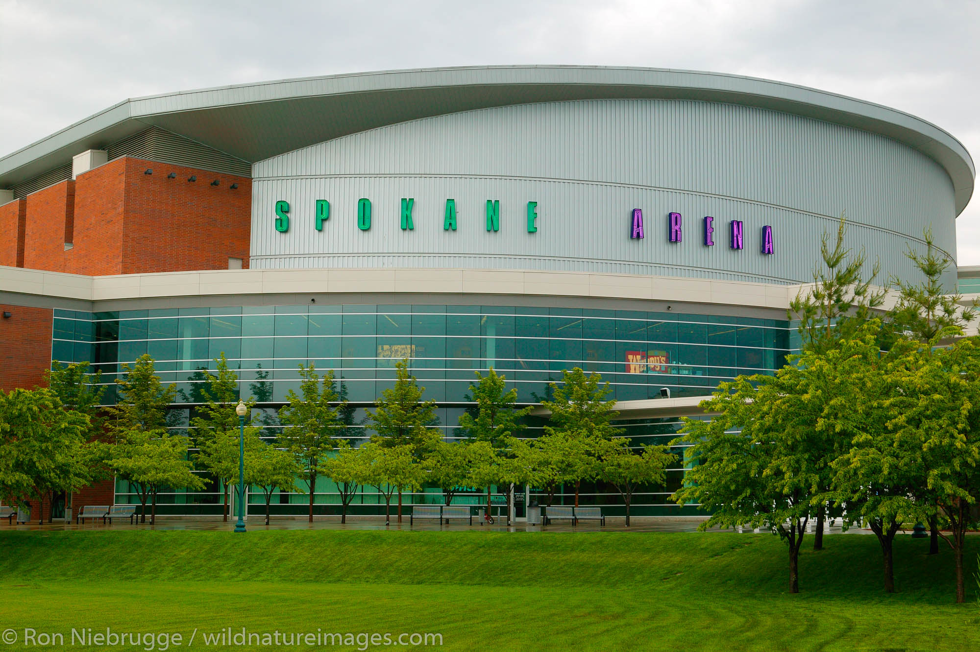 Spokane Arena Photos by Ron Niebrugge