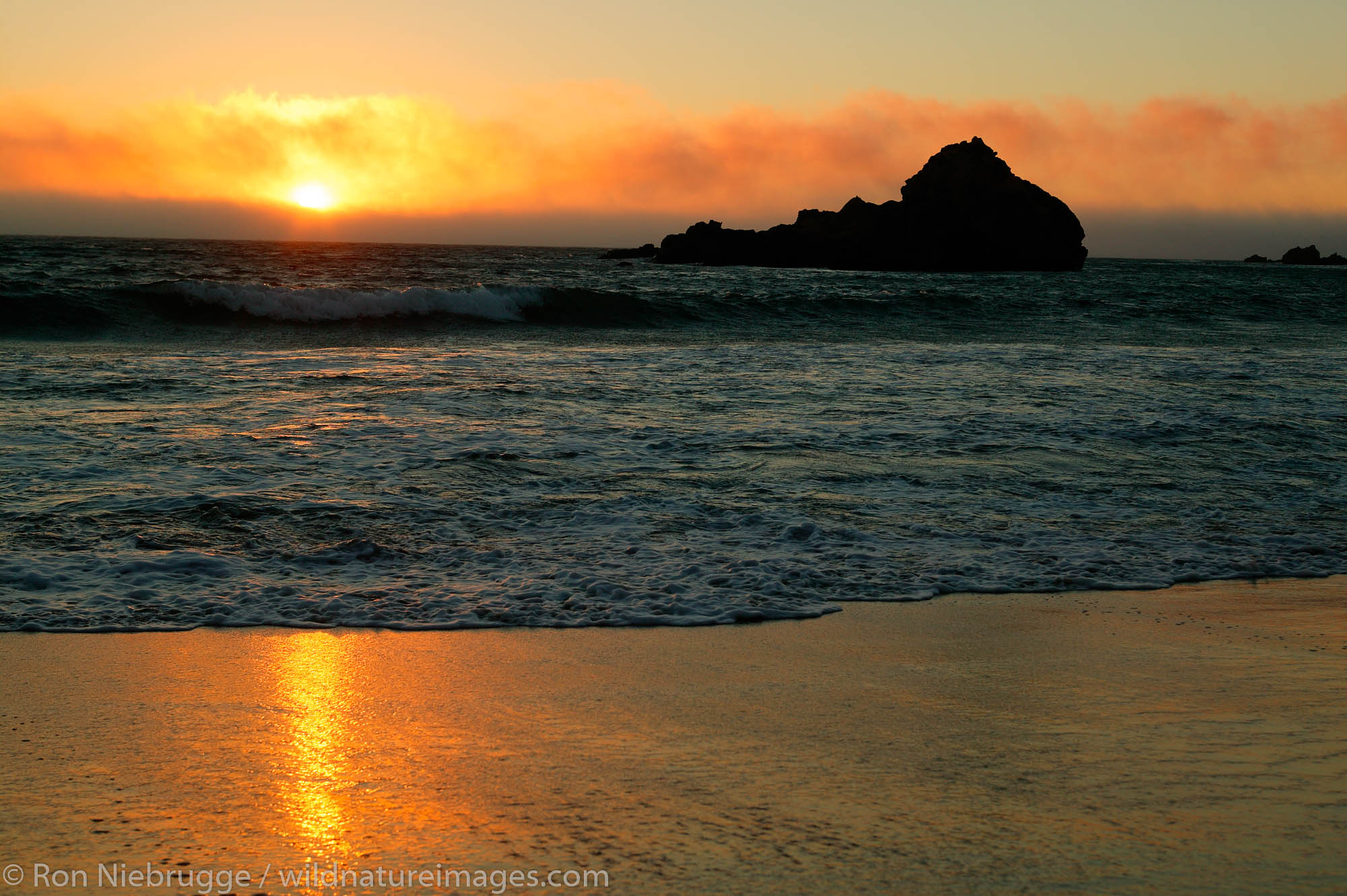 Pfeiffer Beach, Pfeiffer Big Sur State Park, Big Sur coast, California.