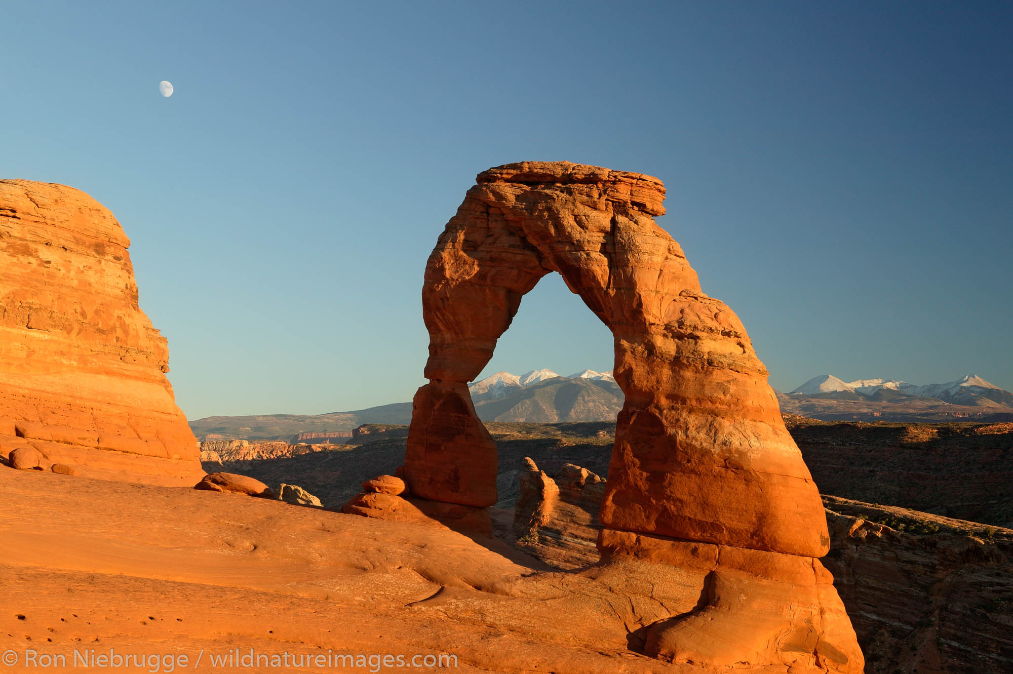 Delicate Arch, Arches National Park, near Moab, Utah.
