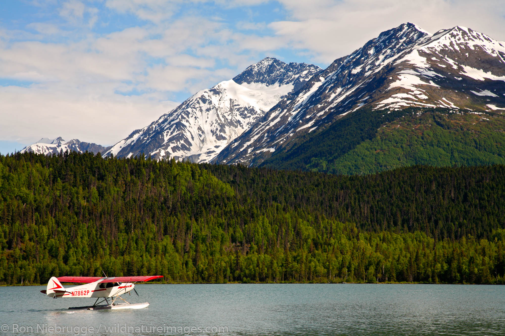 Floatplane on Lower Trail Lake, Kenai Peninsula, Chugach National Forest, Alaska.