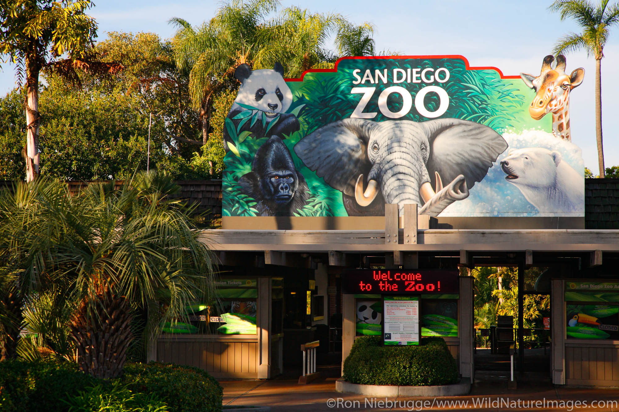 Entrance to the San Diego Zoo, Balboa Park, San Diego, California.