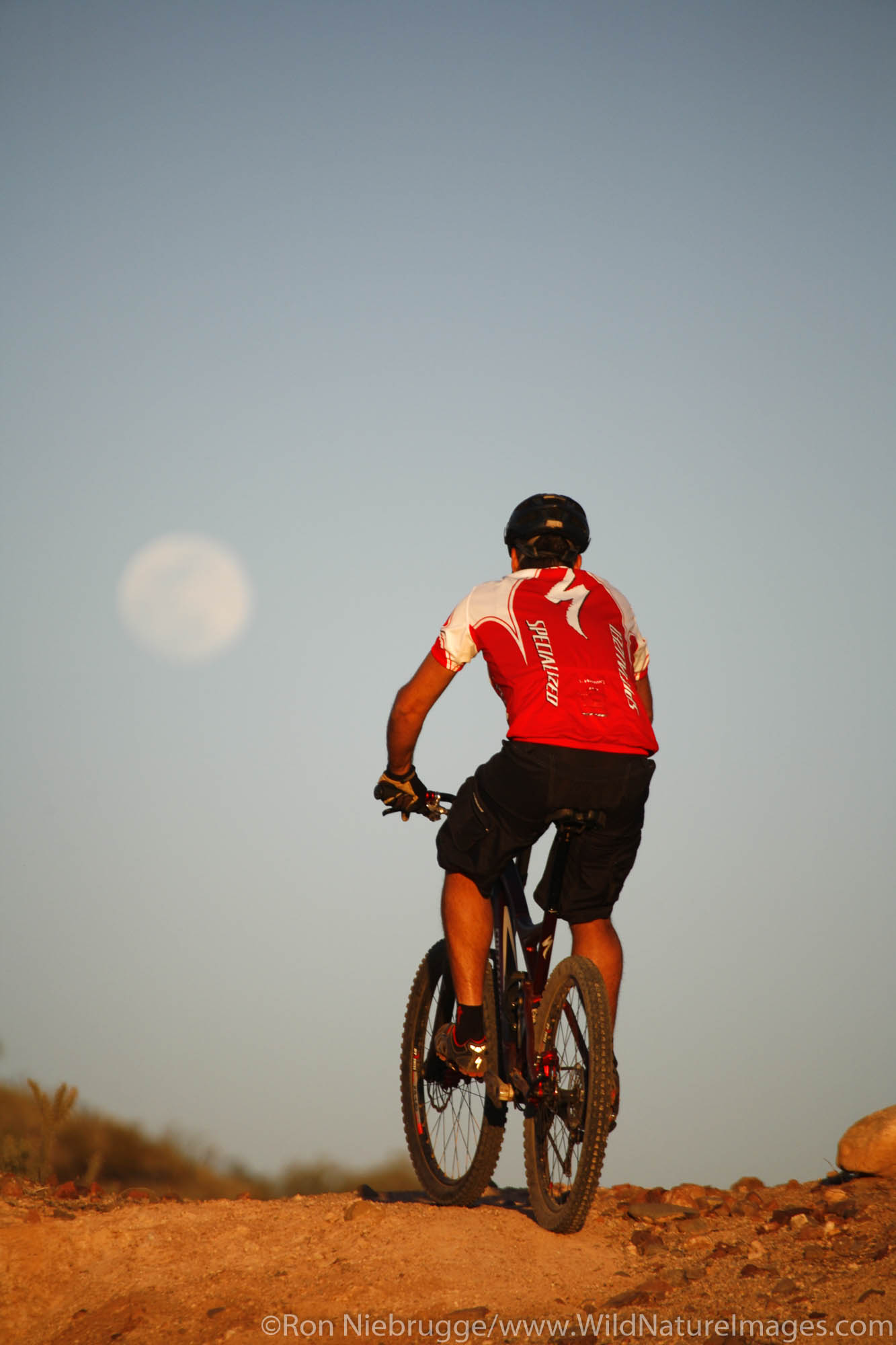 Mountain biking at McDowell Mountain Park near Phoenix, Ariziona. (Model Released)