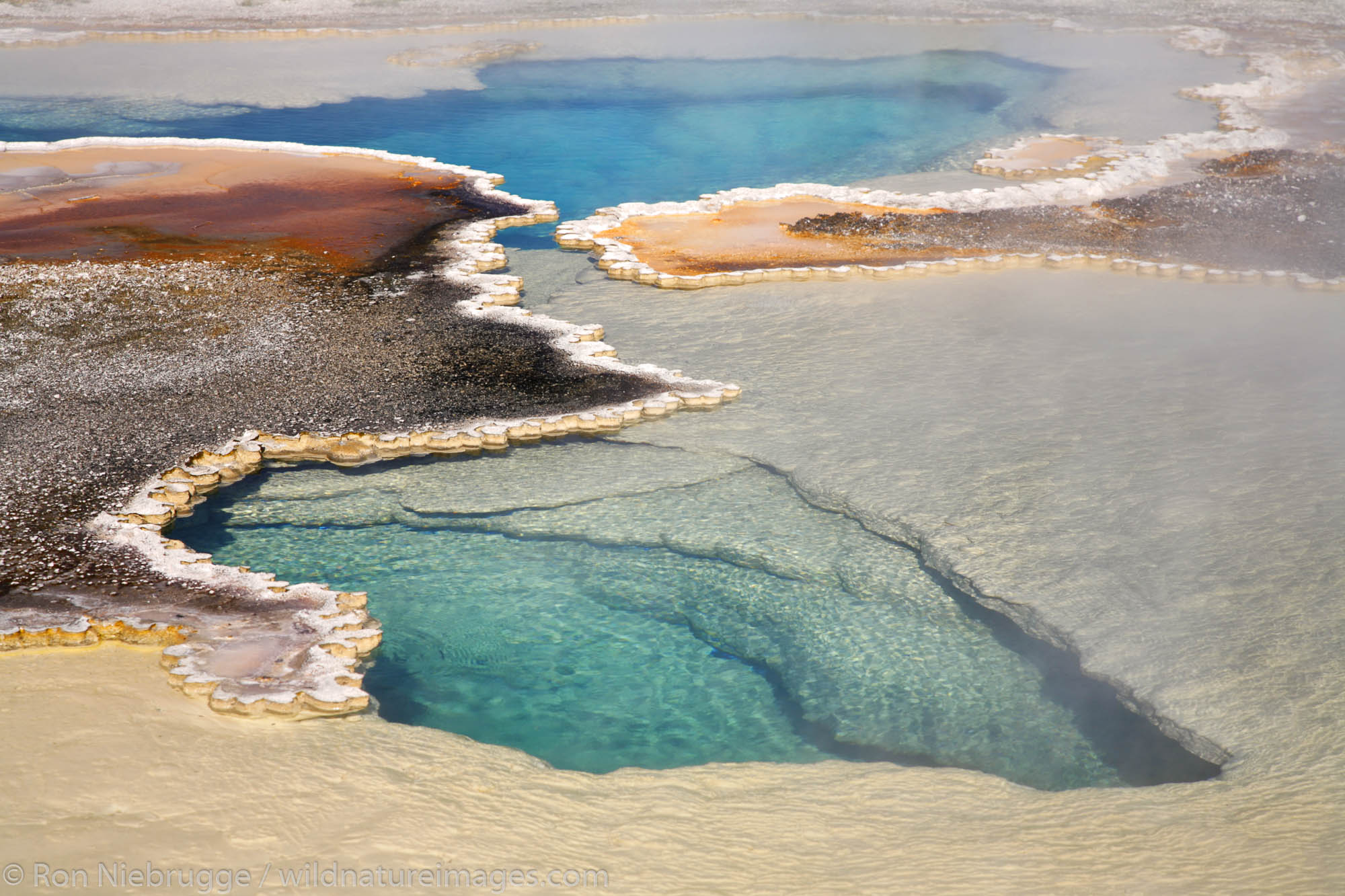 Doublet Pool, Upper Geyser Basin, Yellowstone National Park, Wyoming.