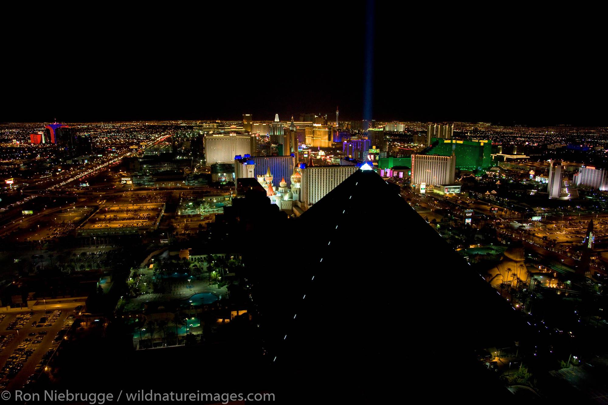 Las Vegas Strip at night, Las Vegas, Nevada.