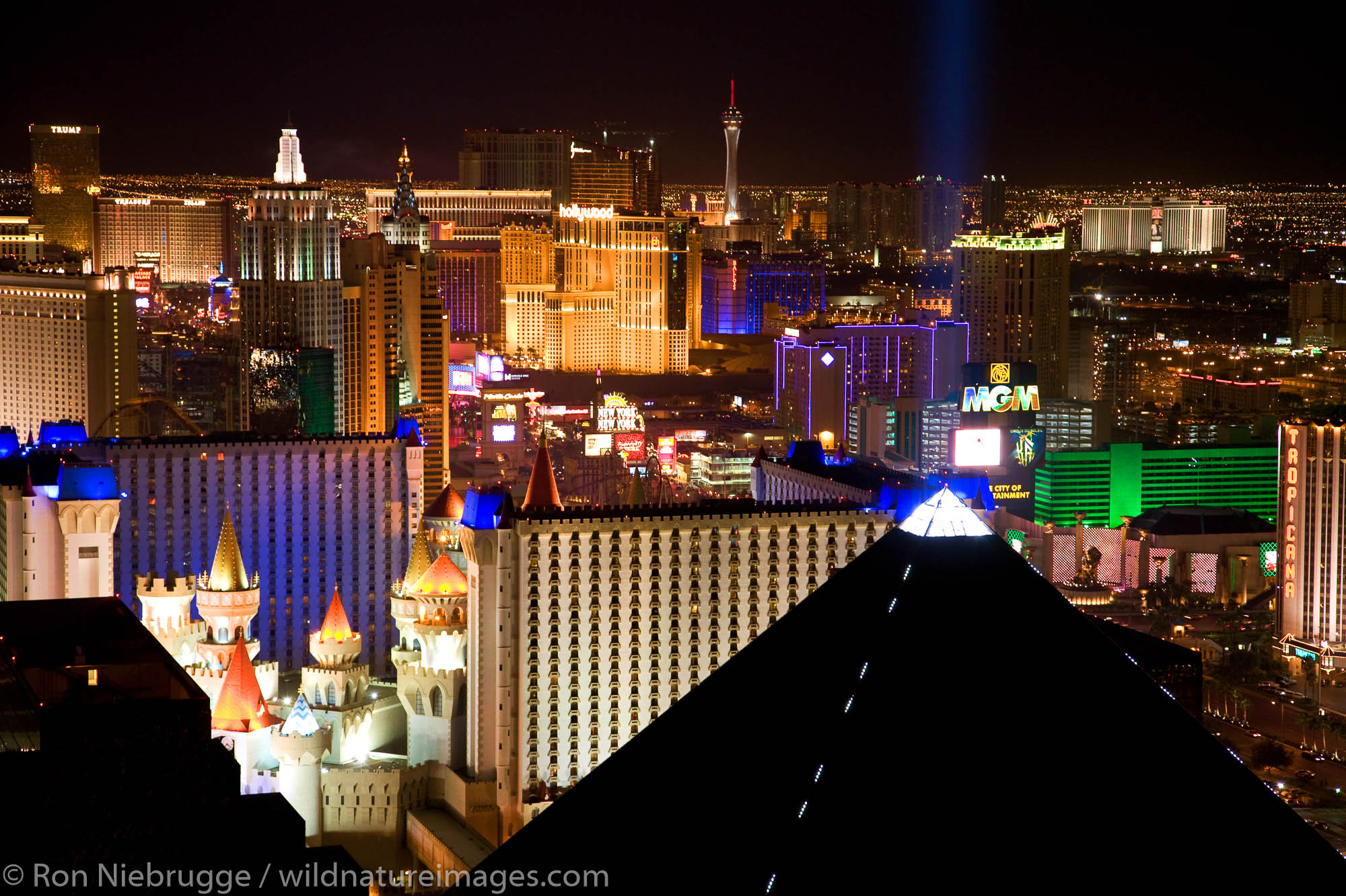 Las Vegas Strip at night, Las Vegas, Nevada.