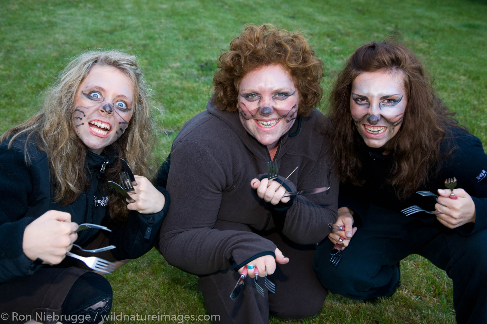 Jacqueline, Janessa and Carly looking like wolverine, Seward, Alaska.