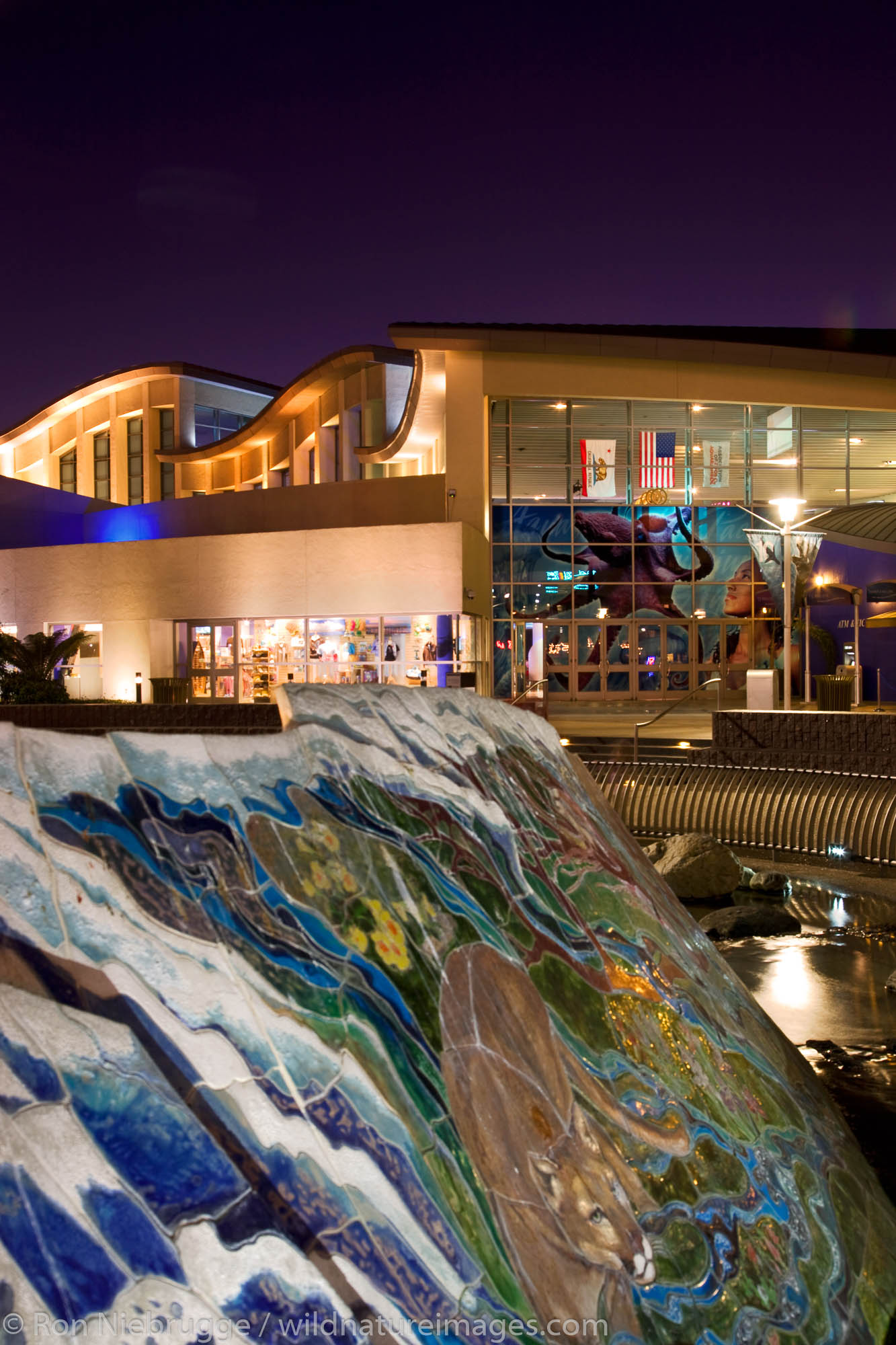 Aquarium of the Pacific, Waterfront Center, Long Beach, California.