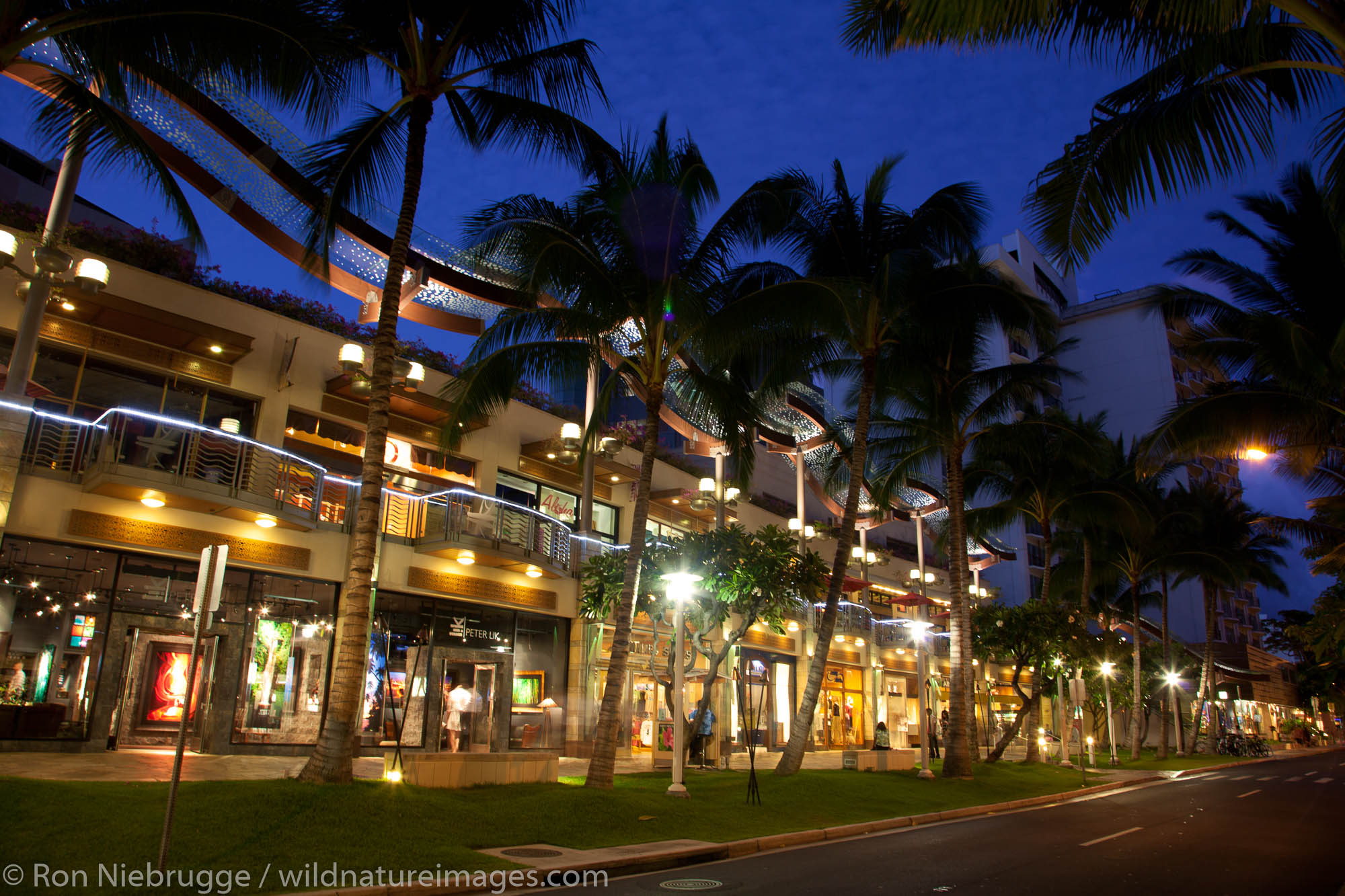 Waikiki Beach Honolulu Hawaii Photos By Ron Niebrugge