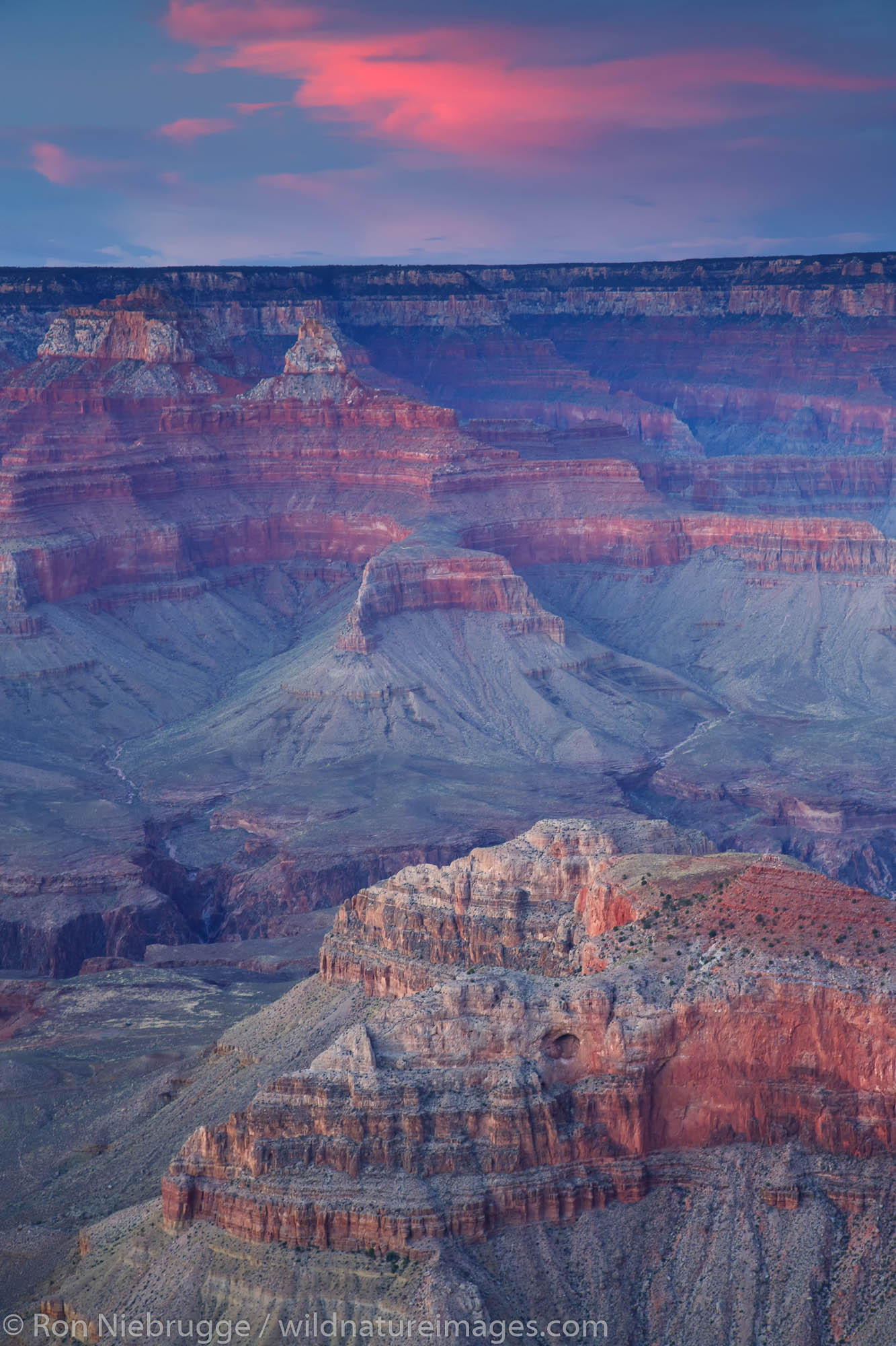 Yavapai Point at sunset, Grand Canyon National Park, Arizona.