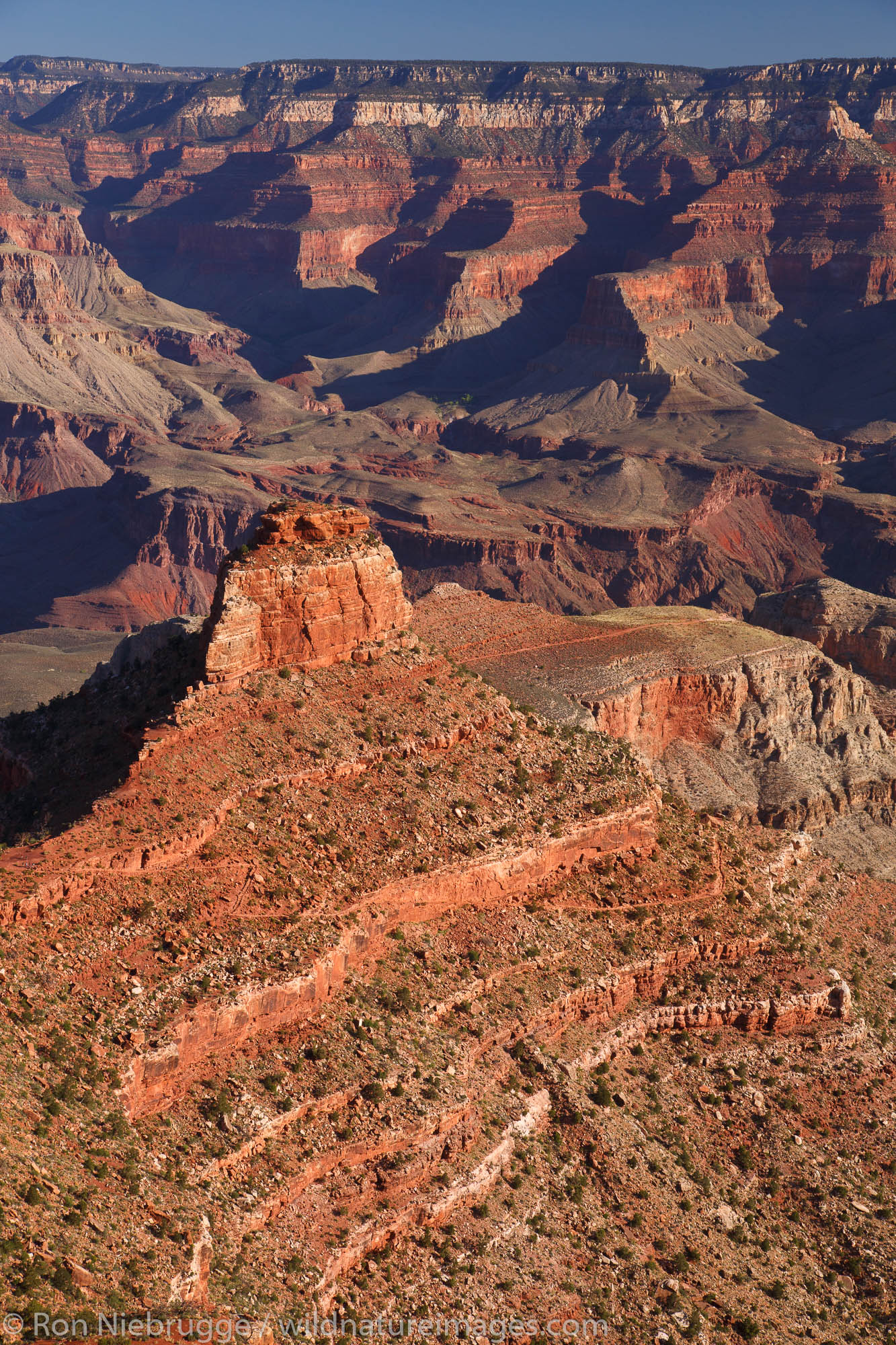 View from Ooh-ahh Point, South Kaibab Trail, Grand Canyon National Park, Arizona.