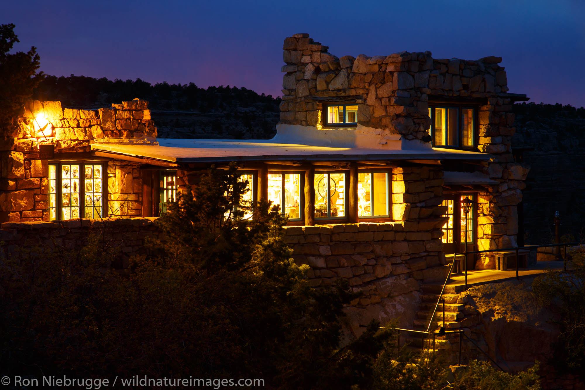 Lookout Studio Gift Store, South Rim, Grand Canyon National Park, Arizona.