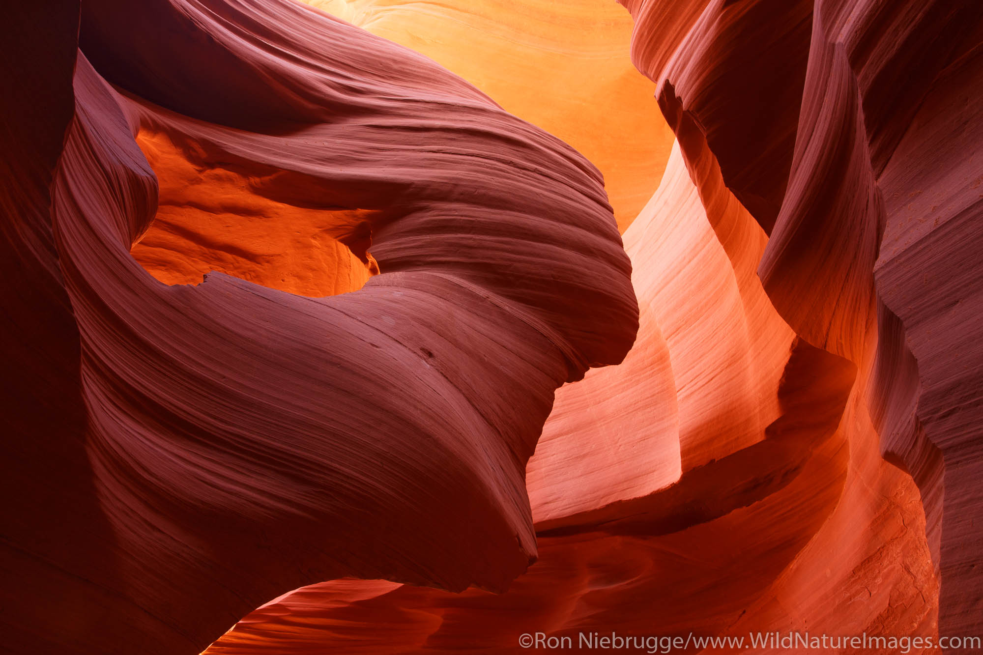 Lower Antelope Slot Canyon, Navajo Parkland, Page, Arizona.