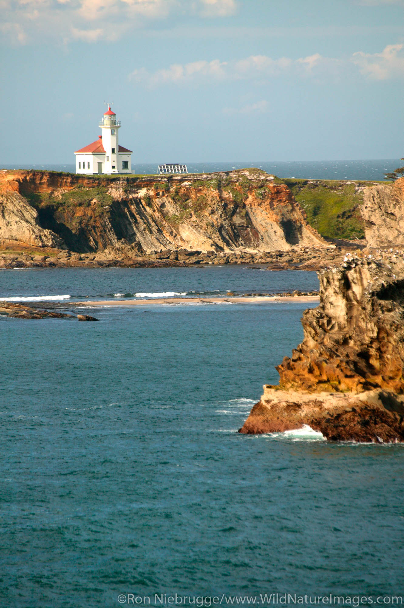 Cape Arago Light House, Sunset Bay, Oregon.