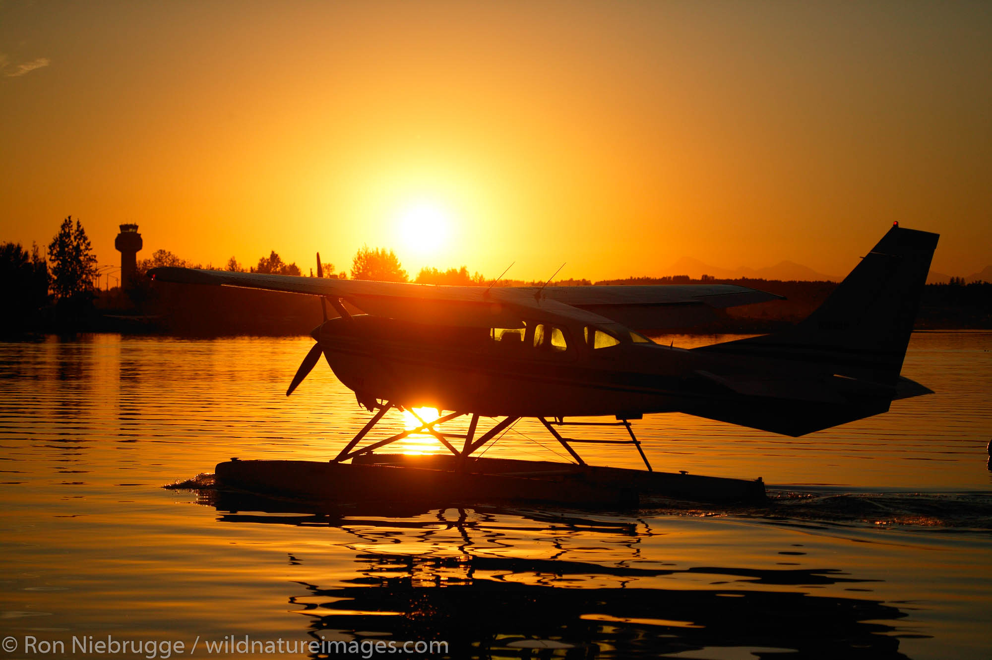 A float plane at Lake Hood, Anchorage, Alaska.  Lake Hood is the world's largest and busiest seaplane base.