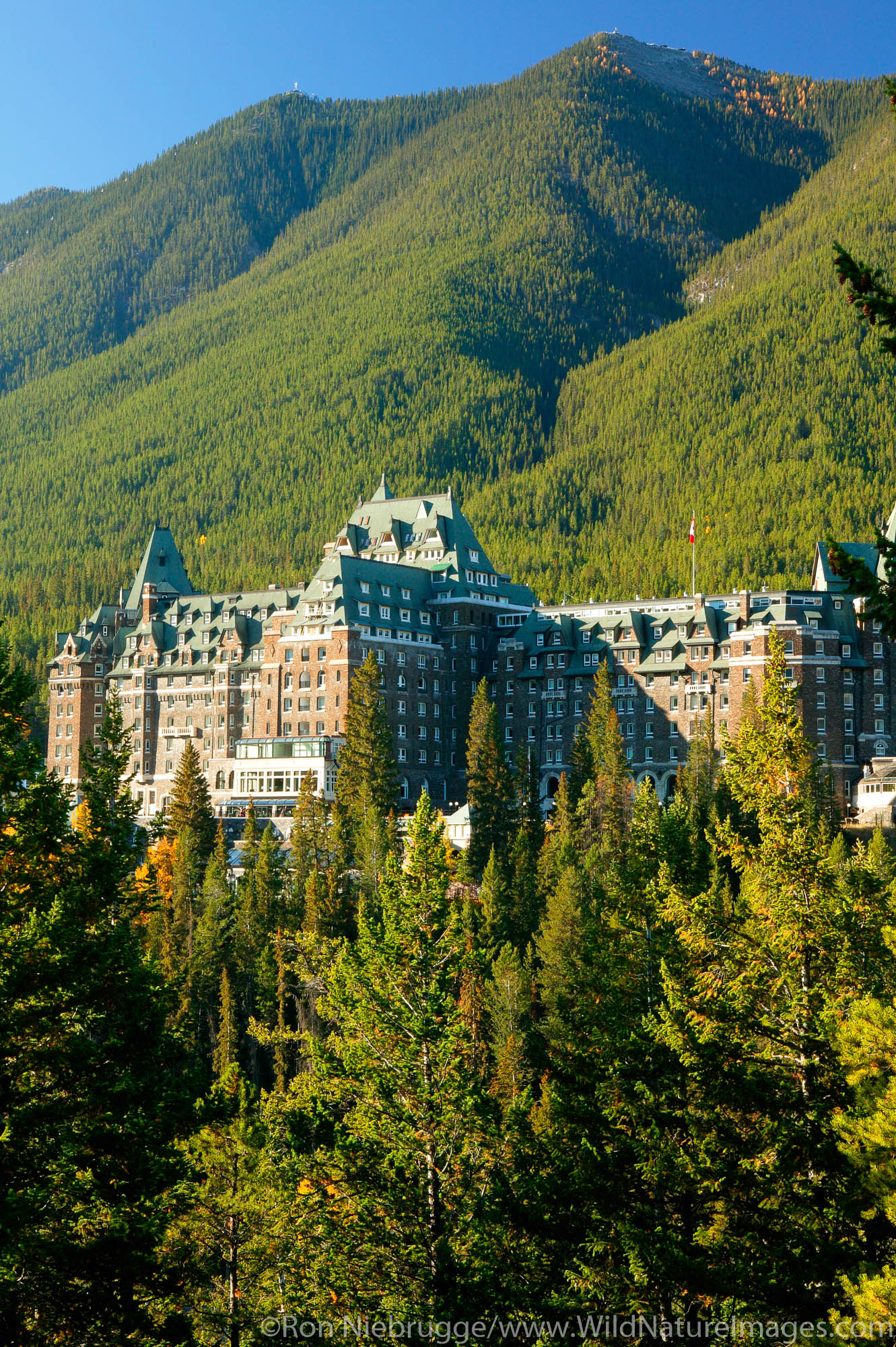 Banff Springs Hotel, Banff, Banff National Park, Alberta, Canada.